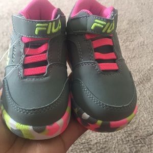 BRAND NEW FILAS SNEAKERS